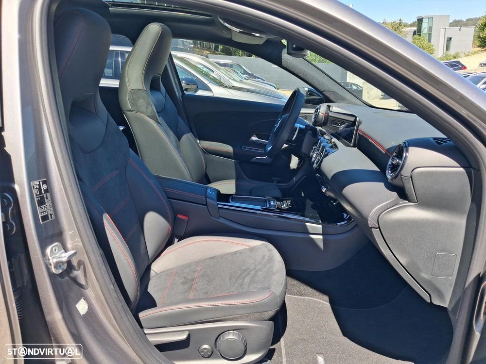 Mercedes-Benz A 250 e - 14
