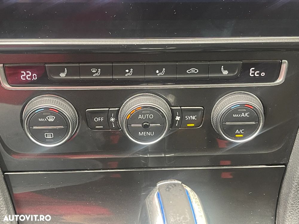 Volkswagen Golf e-Golf - 15