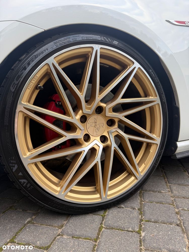 Volkswagen Golf GTI (BlueMotion Technology) DSG - 39