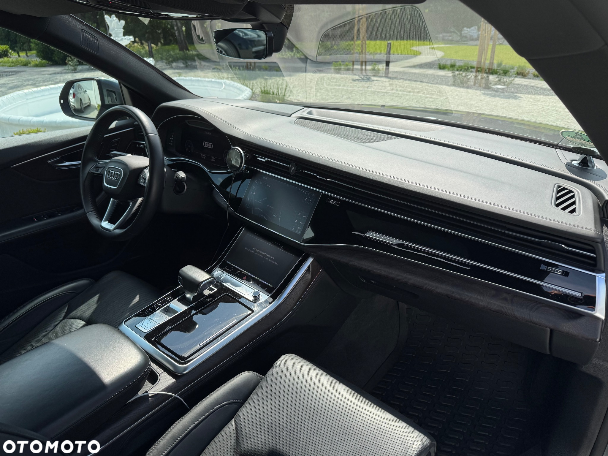 Audi Q8 - 35