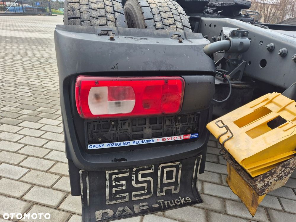 BŁOTNIK ZAKOLE NADKOLE MOCOWANIE LAMPA KOMPLET LEWY DAF XF 106 CF EURO 6 - 1