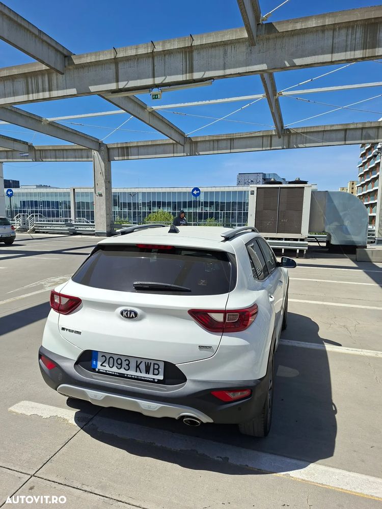 Kia Stonic 1.6 DSL HP Urban - 3