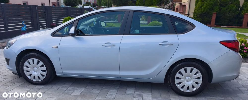 Opel Astra 1.4 T Active EU6 - 8