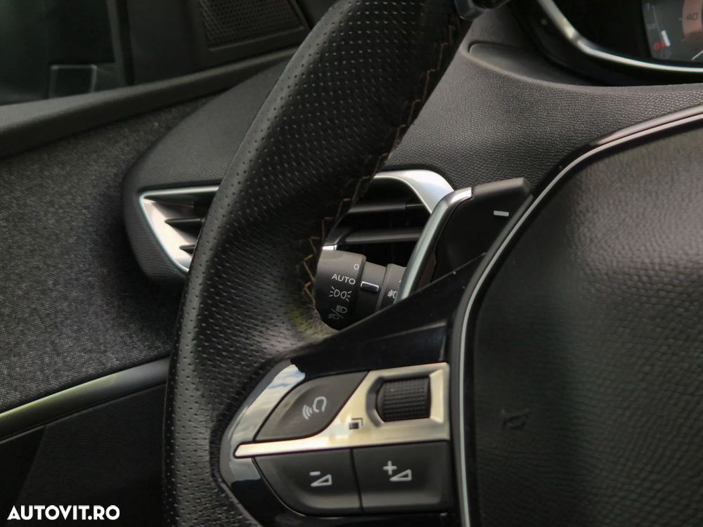Peugeot 3008 PureTech 180 Stop & Start GPF EAT8 GT - 19