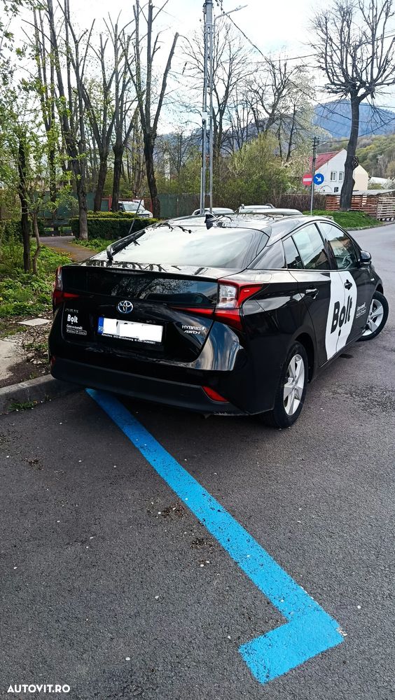 Toyota Prius Hybrid Executive - 4