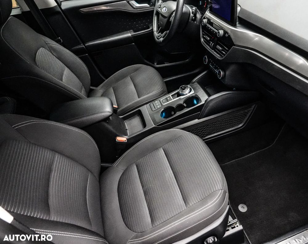 Ford Kuga 1.5 EcoBlue A8 FWD Titanium - 12