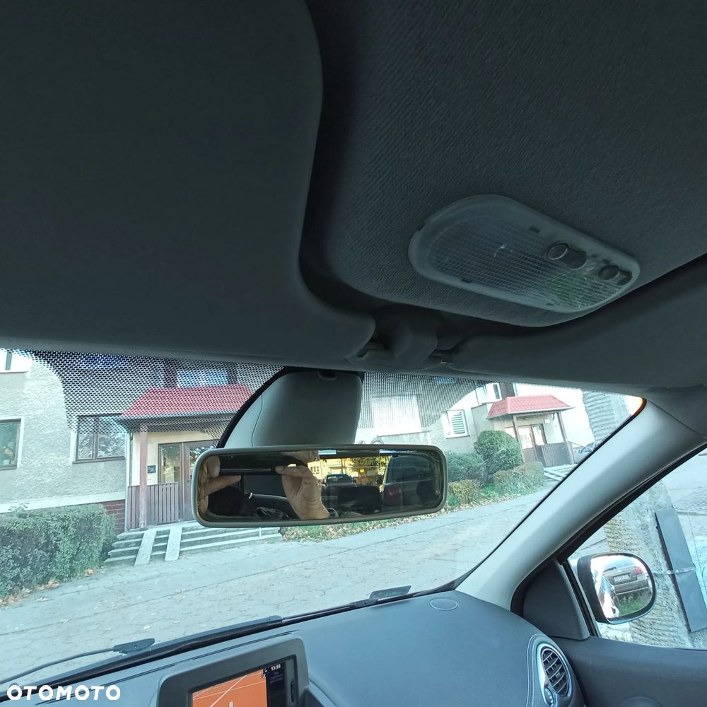 Renault Clio - 15