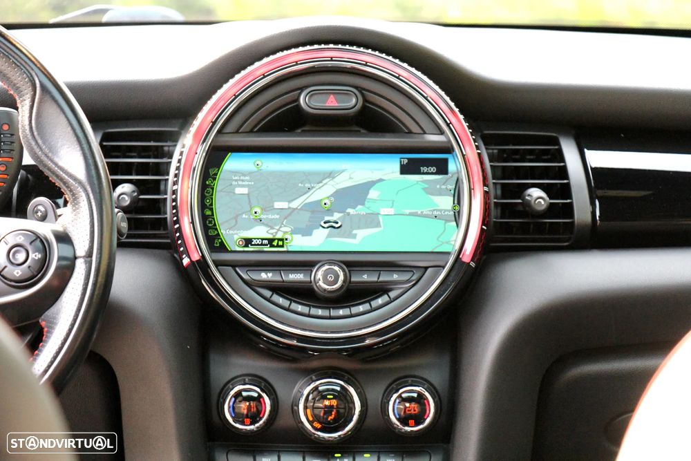 MINI 3 Portas John Cooper Works Auto Desportiva - 8