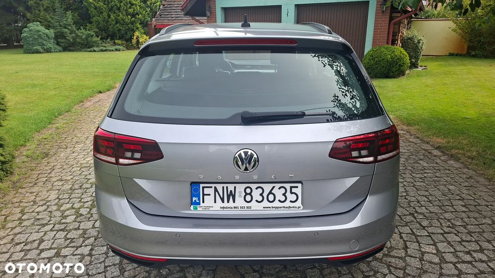 Volkswagen Passat 2.0 TDI EVO Business DSG - 8
