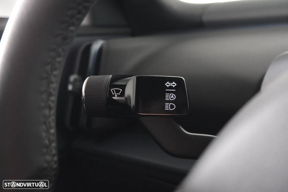 Volvo EX30 Single Motor Extended Range RWD Core - 19