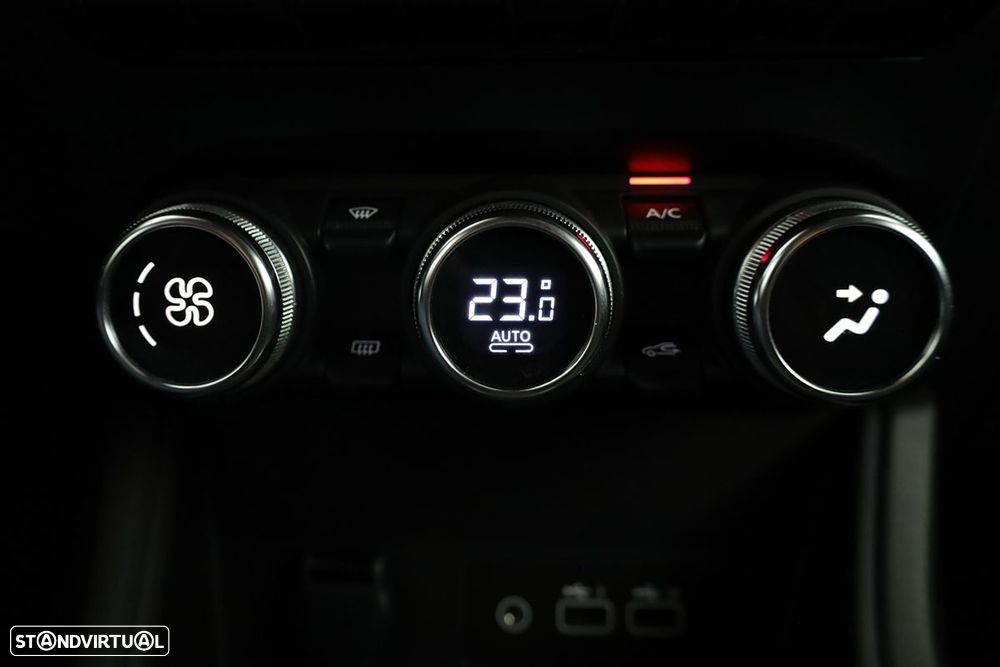 Renault Captur 1.0 TCe Techno - 12