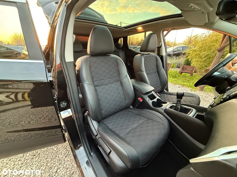Nissan Qashqai 1.6 DIG-T TEKNA+ - 22