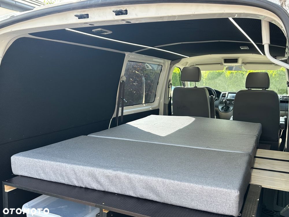 Volkswagen Transporter - 31