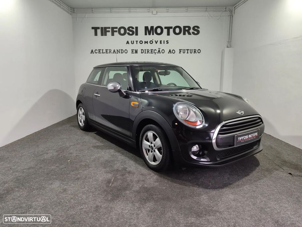 MINI 3 Portas One D - 2