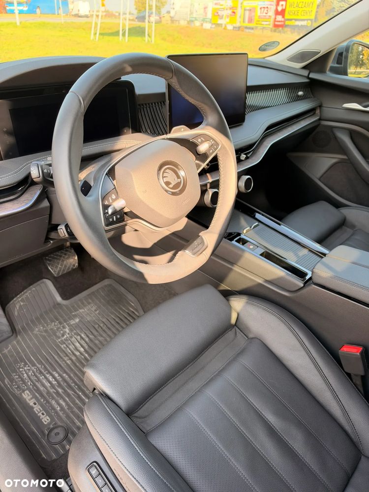 Skoda Superb 2.0 TSI 4x4 L&K DSG - 9