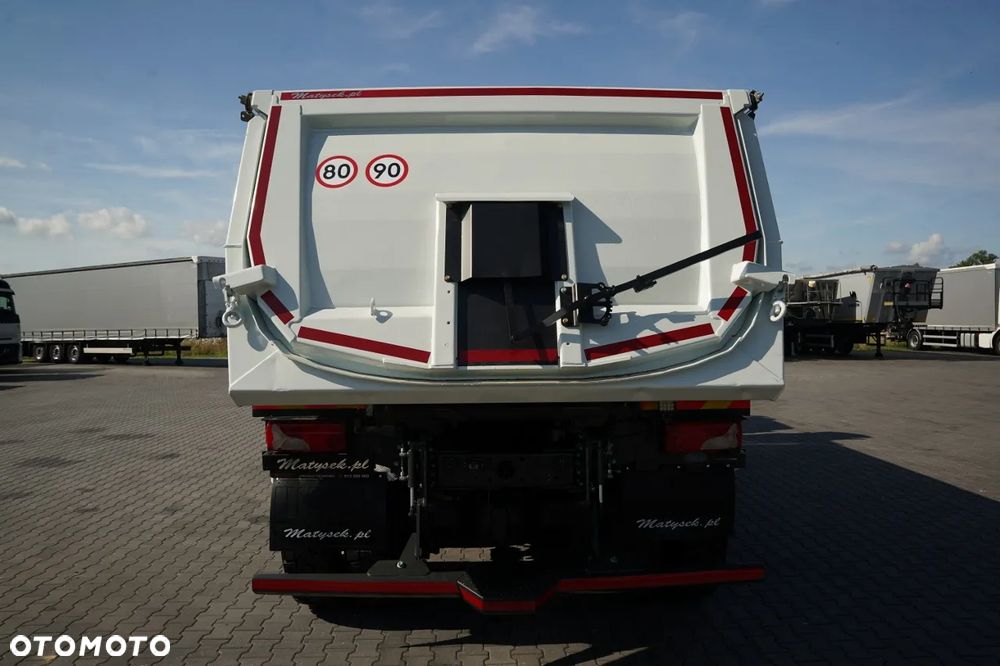 Iveco X- WAY 480 / 8x4 / WYWROTKA TYLNOZSYPOWA - 5,6 M / HYDROKLAPA / OPONY 100% / EURO 6 - 19