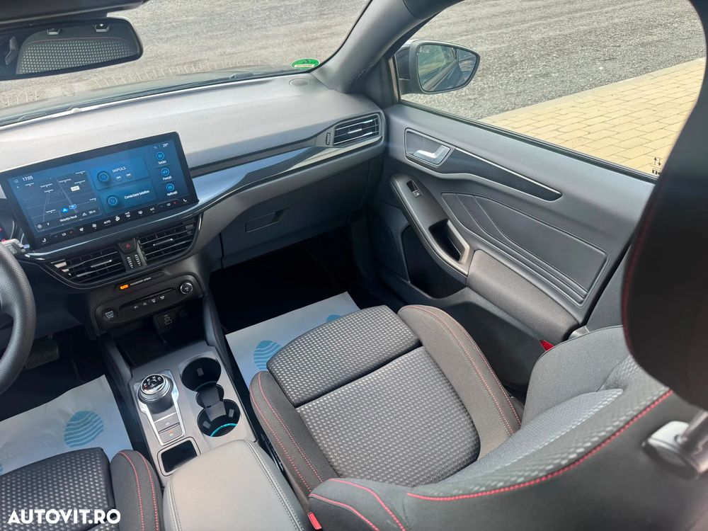 Ford Focus 1.5 EcoBlue 8AT ST-Line X - 13