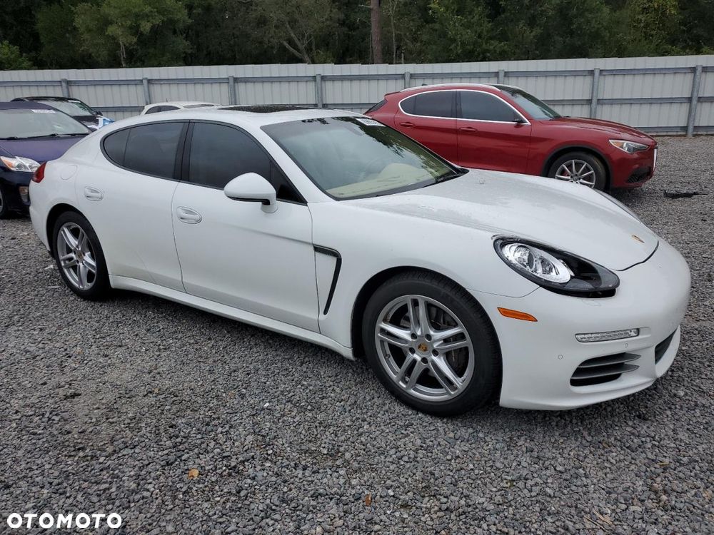 Porsche Panamera Standard - 5