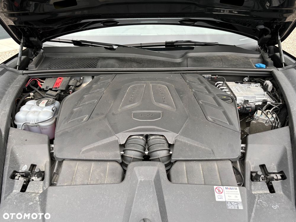 Porsche Cayenne - 40