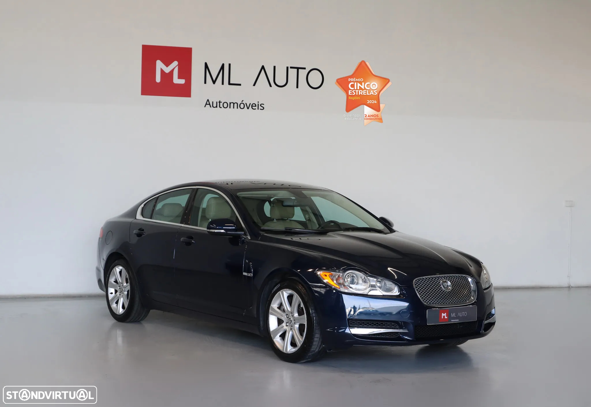 Jaguar XF 3.0 D V6 Premium Luxury - 3
