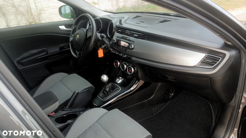 Alfa Romeo Giulietta - 6