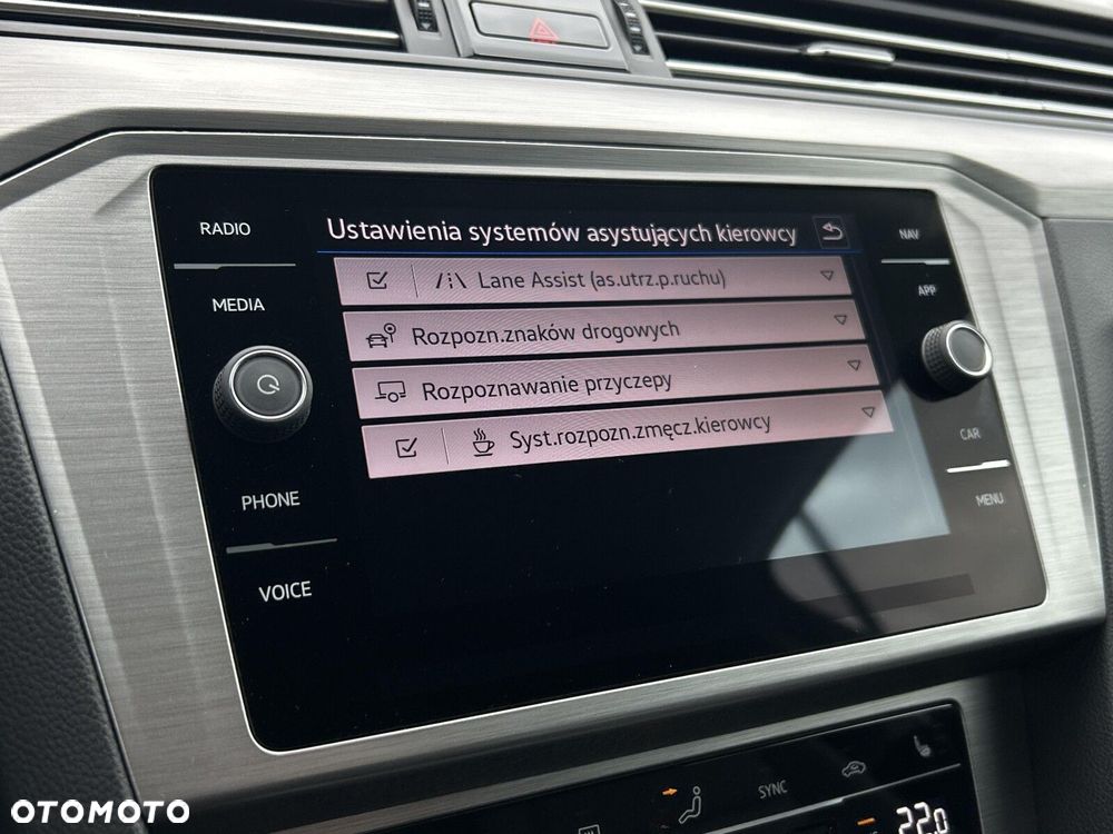 Volkswagen Passat Variant 2.0 TDI EVO Business DSG - 22