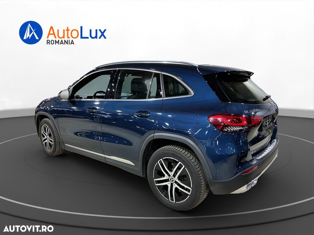 Mercedes-Benz GLA 250 e 8G-DCT - 4