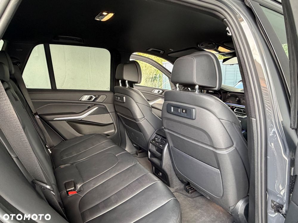 BMW X5 xDrive30d mHEV - 27