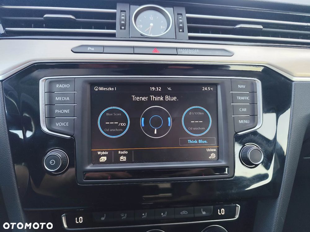 Volkswagen Passat Variant 1.8 TSI (BlueMotion Technology) DSG Highline - 11