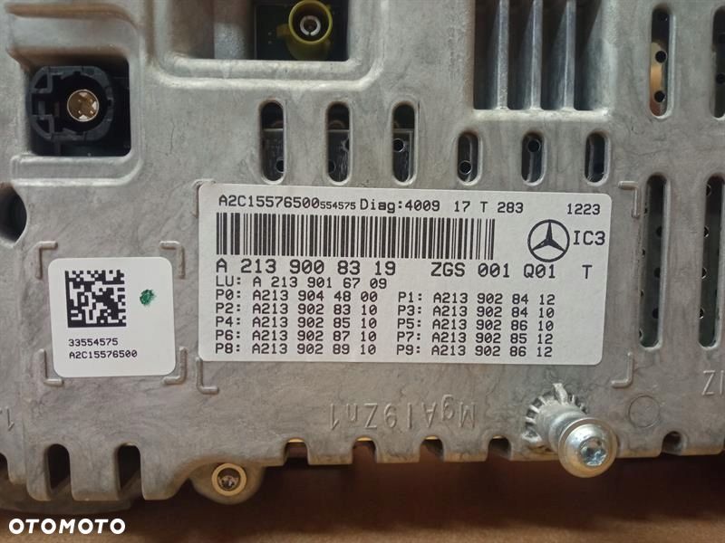 ZEGARY LICZNIK MERCEDES W213 E220 D A2139008319 - 2