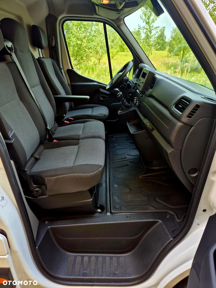 Renault Master - 10