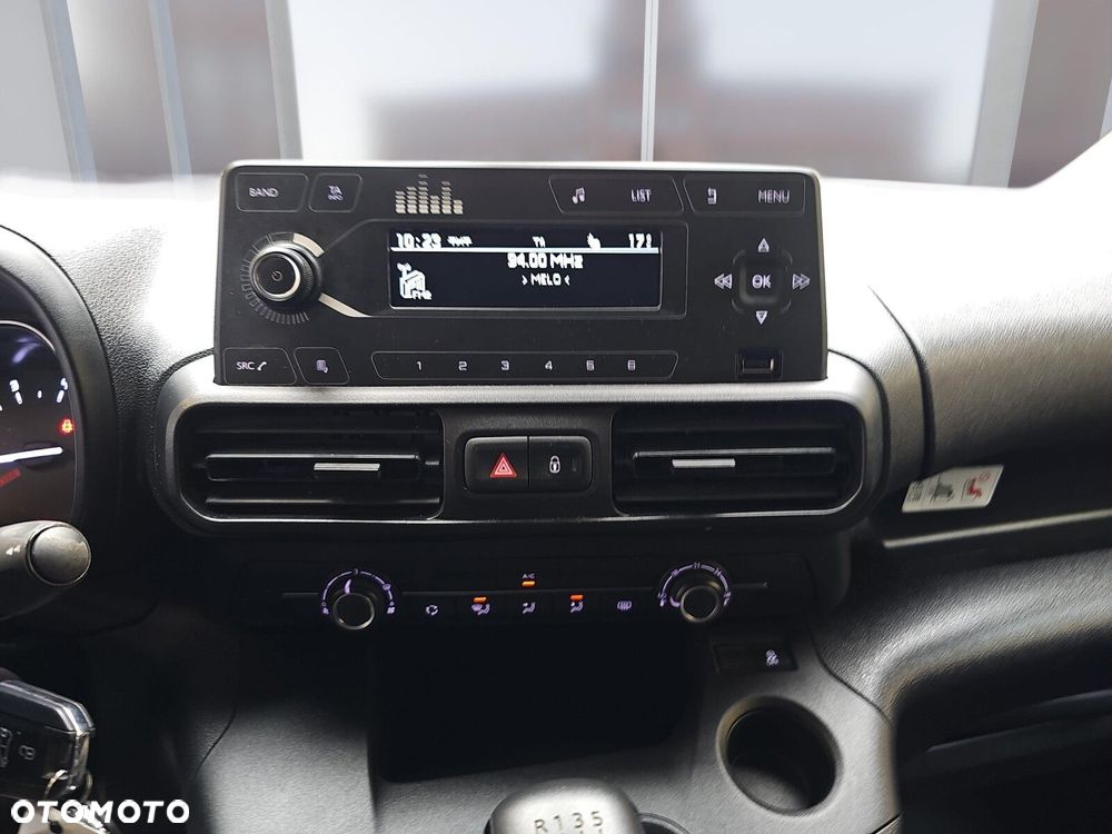 Toyota ProAce 2.3T 1.5D-4D 100KM long FurgonBrygActive - 24