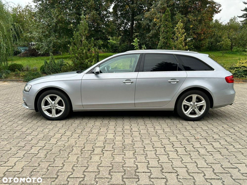 Audi A4 Avant - 10