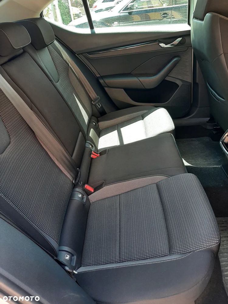 Skoda Octavia 1.5 TSI ACT Ambition - 23