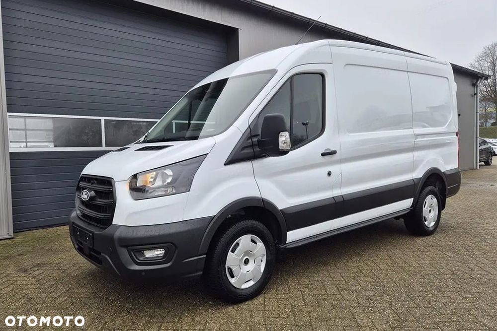 Ford Transit 350 L2H2 Trend 2.0 130KM - 3