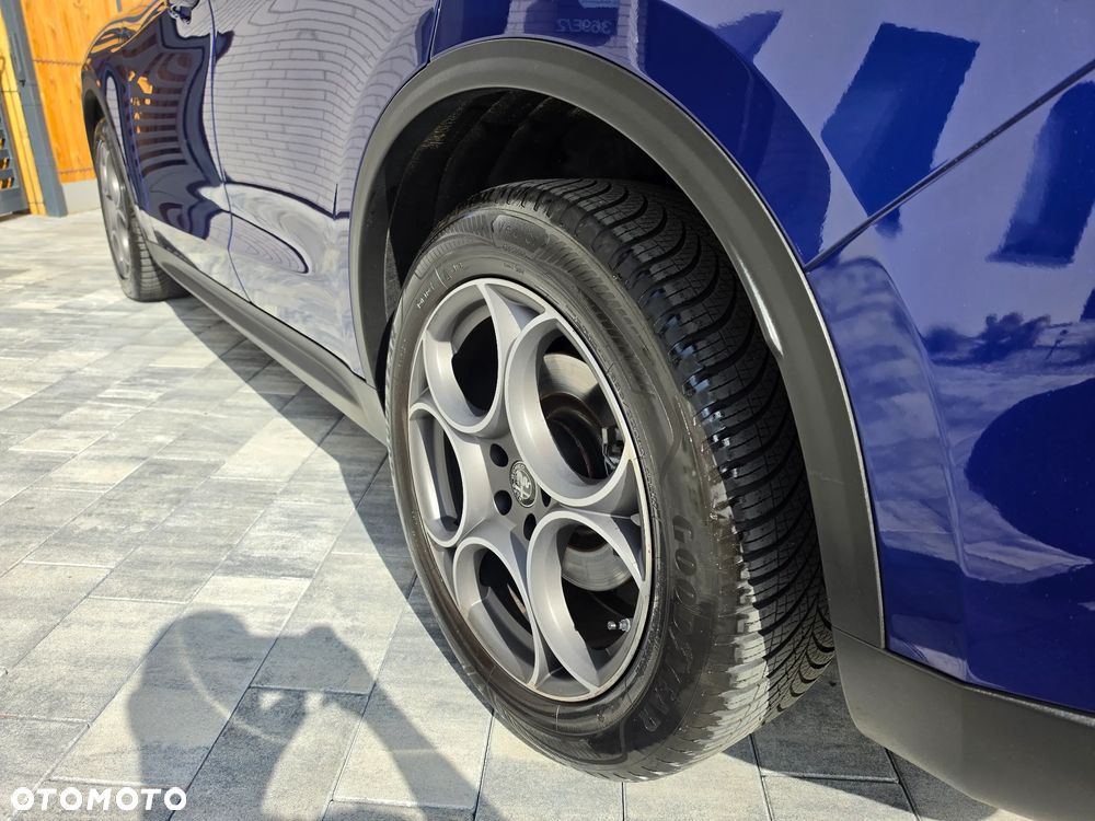 Alfa Romeo Stelvio 2.0 Turbo Sprint Q4 - 8