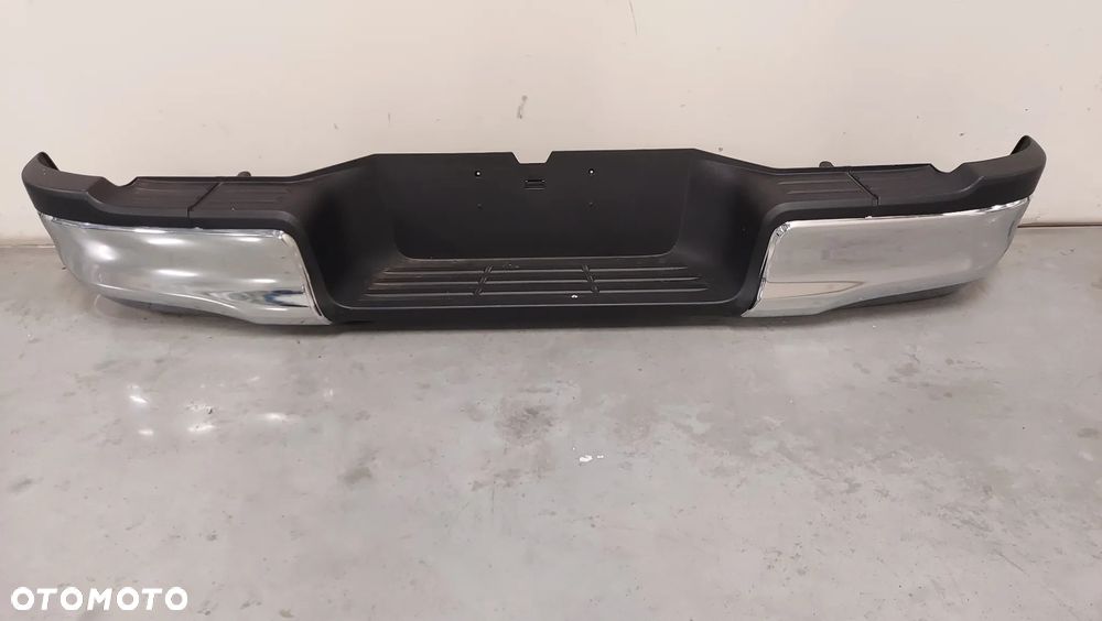 Zderzak tylni Toyota Hilux 2025