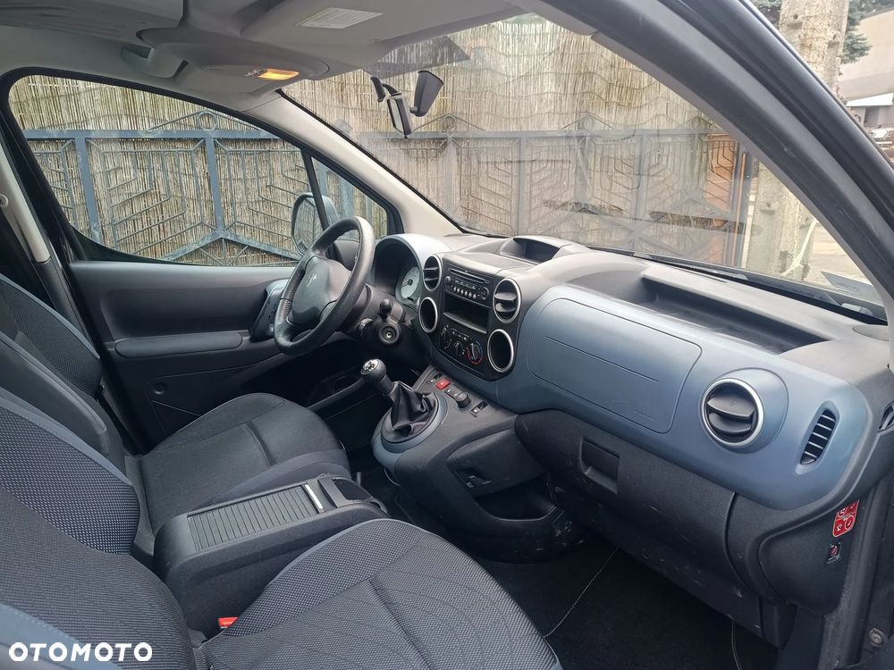 Peugeot Partner 110 Family - 9