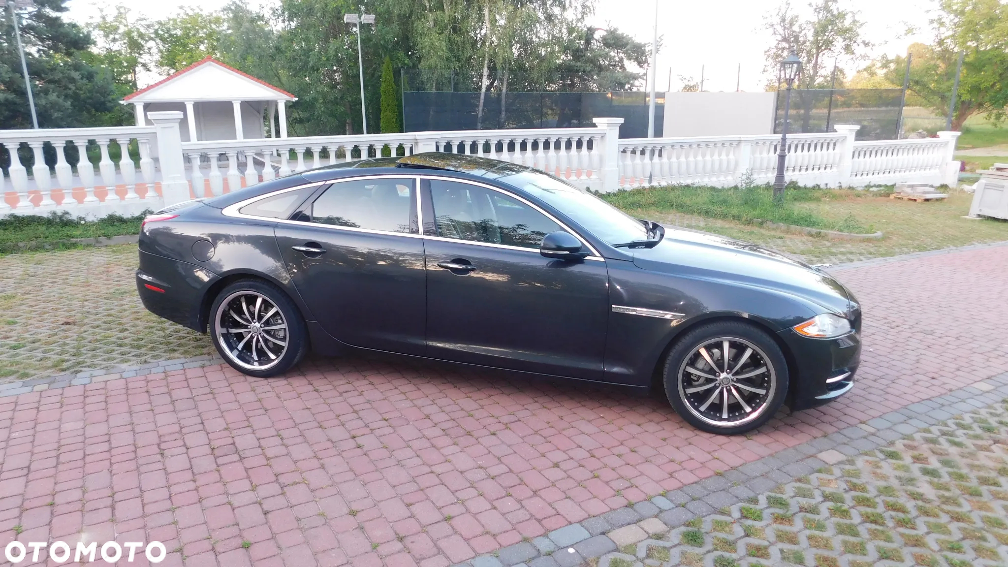 Jaguar XJ 5.0 V8 LWB Premium Luxury - 29