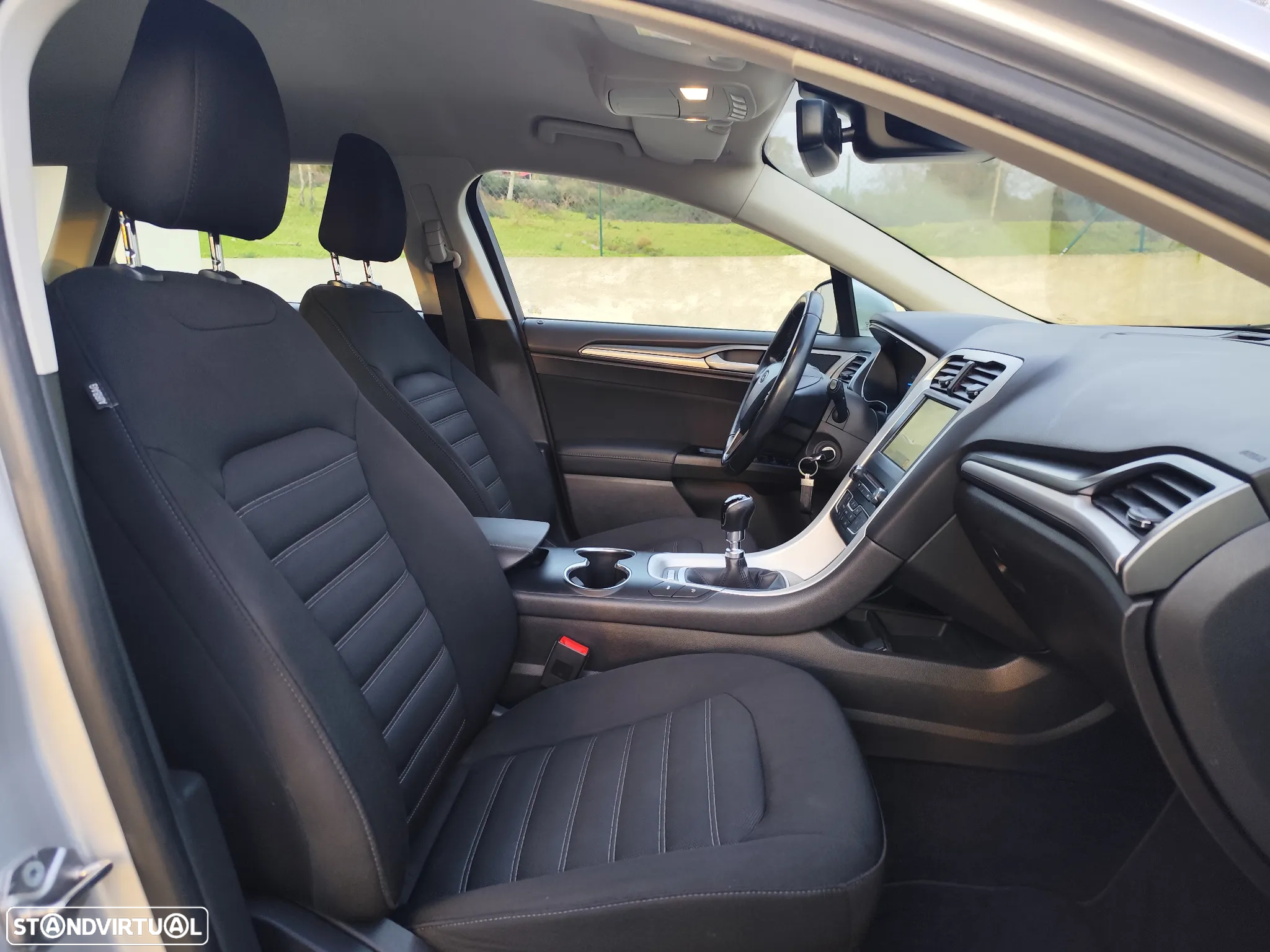 Ford Mondeo SW 1.5 TDCi Business Plus ECOnetic - 21
