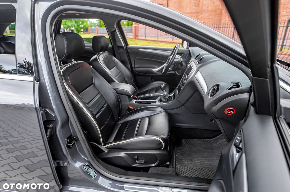Ford Mondeo 2.0 TDCi Titanium - 23