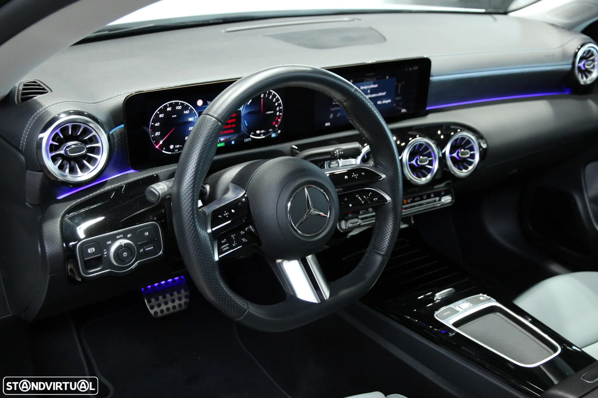 Mercedes-Benz CLA 250 e Shooting Brake AMG Line - 12