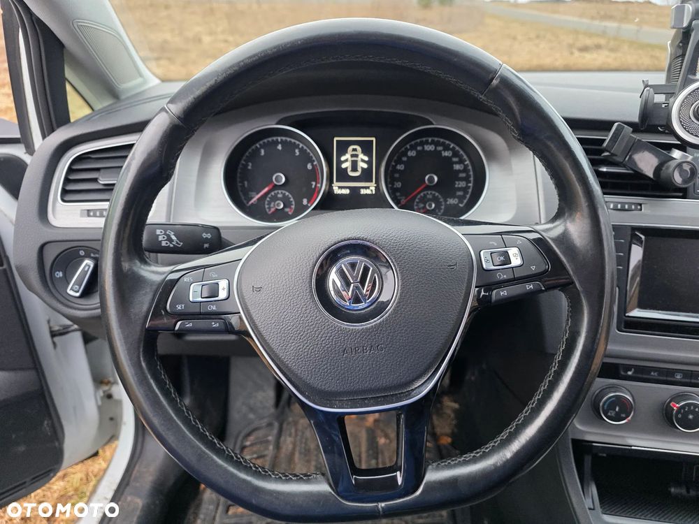 Volkswagen Golf - 18