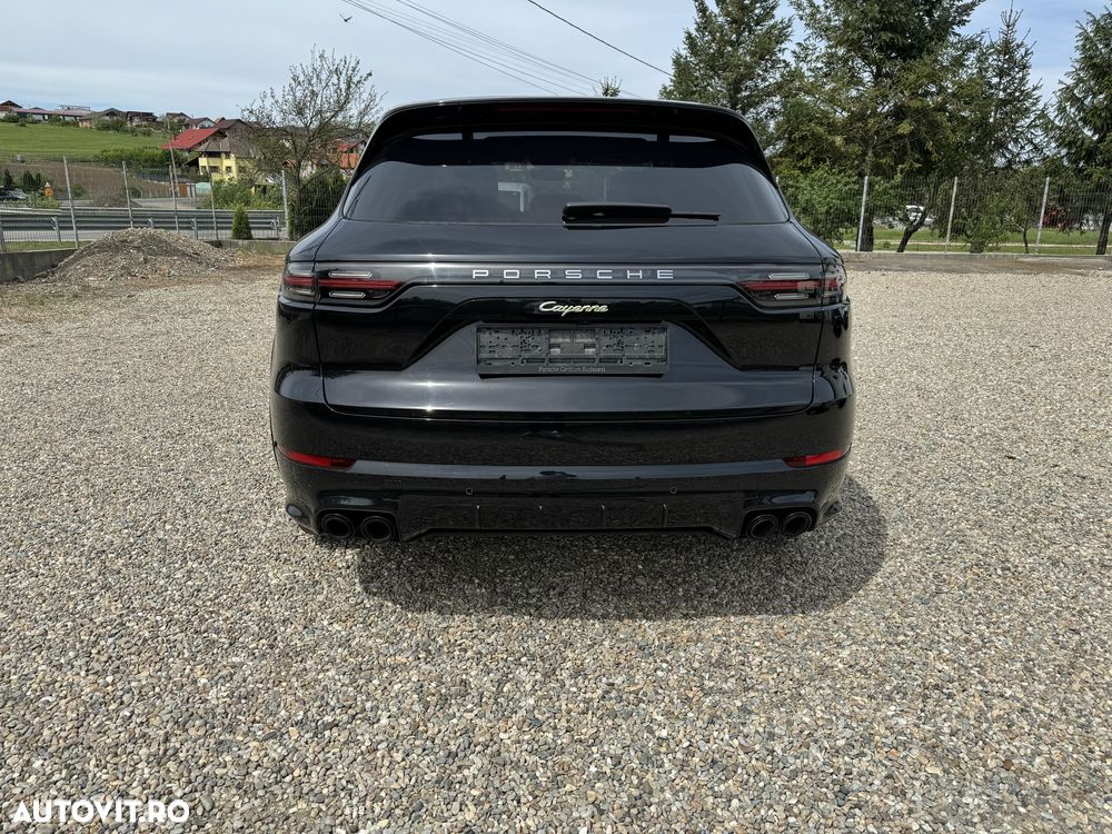 Porsche Cayenne - 7