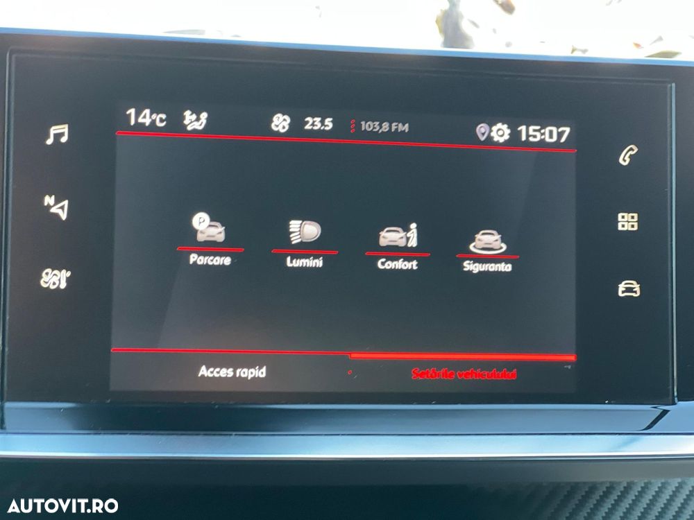 Peugeot 2008 1.2 L PureTech STT EAT8 GT Line - 24