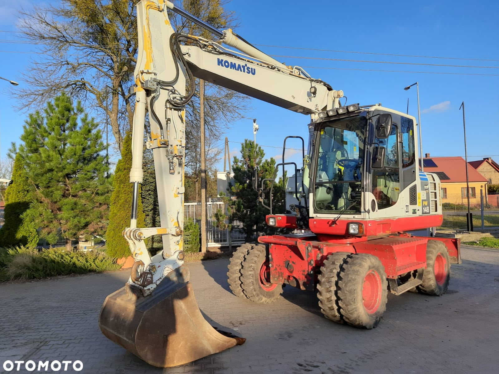 Komatsu 148 (2012r) 160 PW 140 - 5
