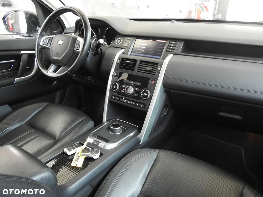 Land Rover Discovery Sport TD4 HSE Luxury - 18