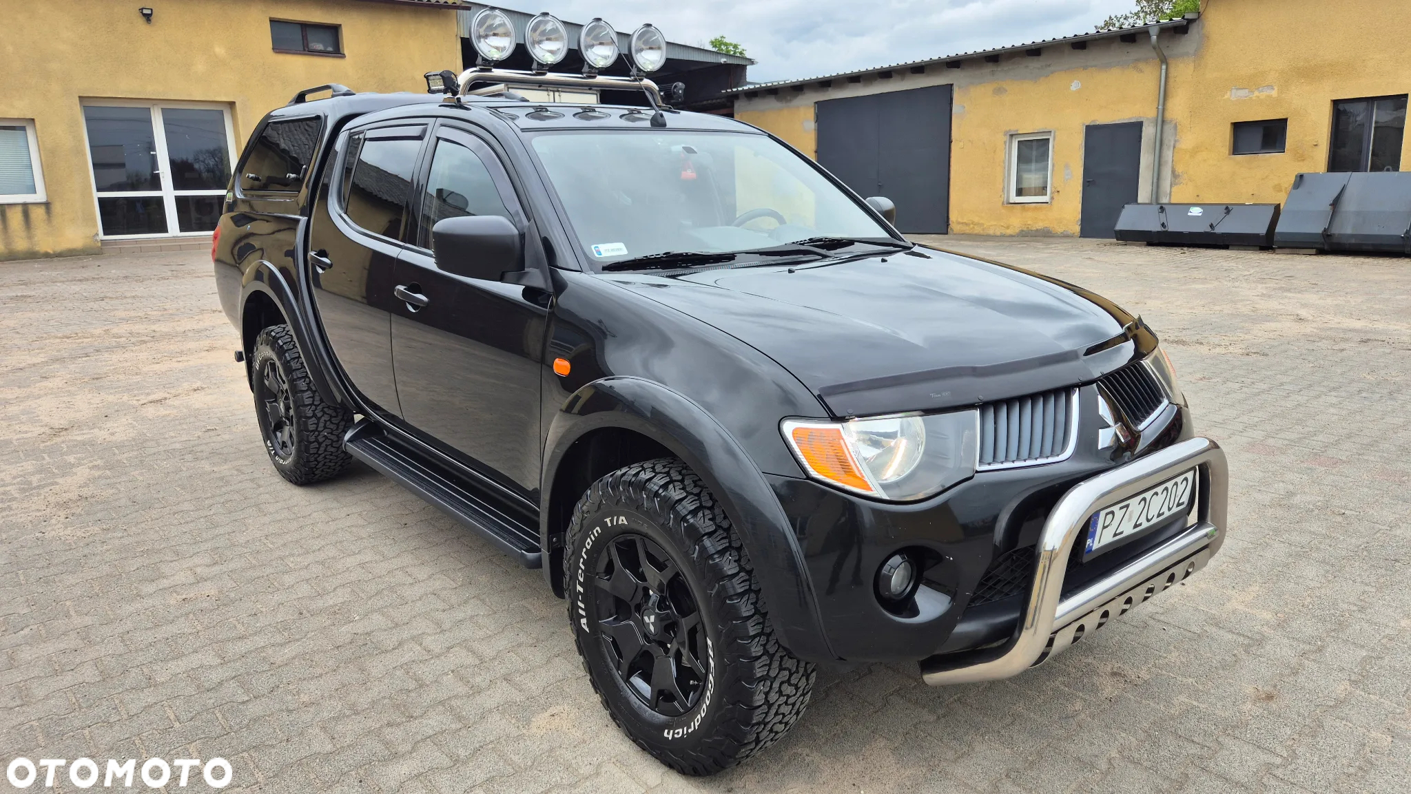 Mitsubishi L200 2.5 DID Intense - 8