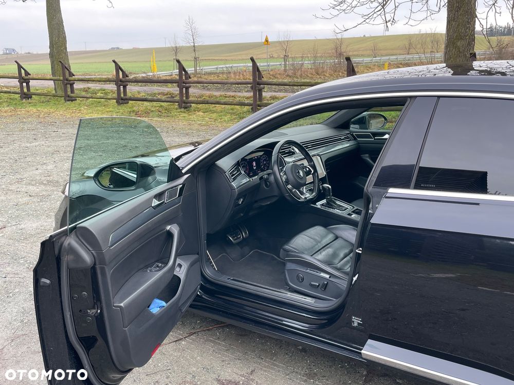 Volkswagen Arteon 2.0 TDI SCR R-Line DSG - 11