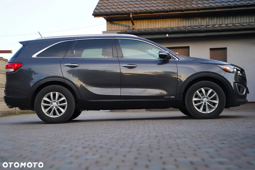 Kia Sorento - 3